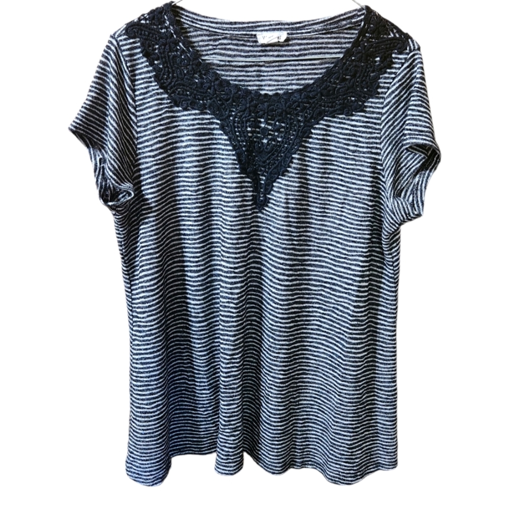Westport Dress Barn Black White stripe shirt